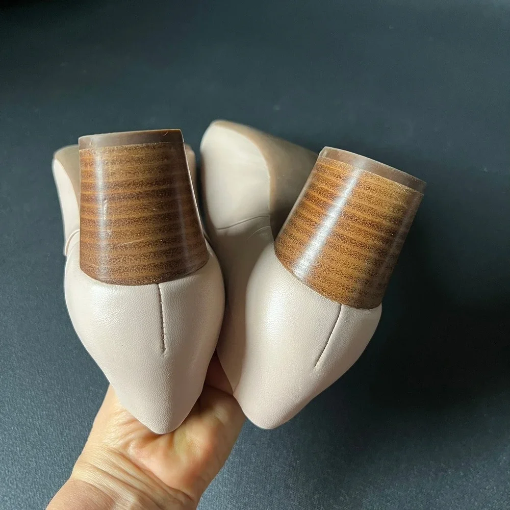 Clarks Unstructured Un Blush Cove Nude Leather Block Heel Pumps 10W Minimalist